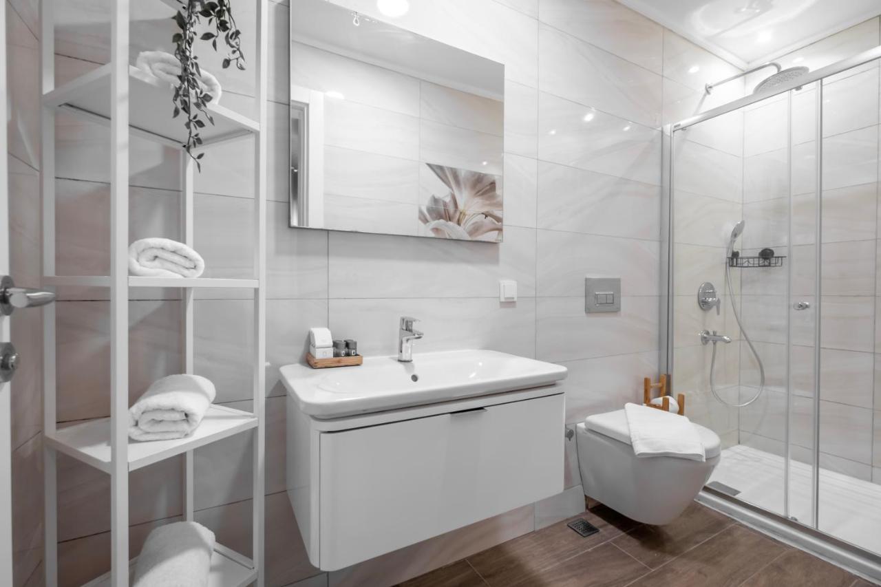 Bovilla Hotel Pera Яликовак Экстерьер фото